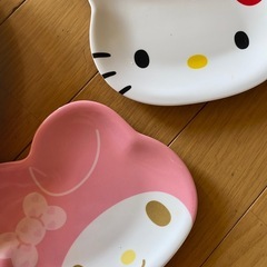 サンリオお皿セットの画像