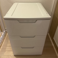 衣装ケース3段の画像