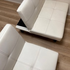 レザー張り　ソファベッド　リクライニングソファの画像