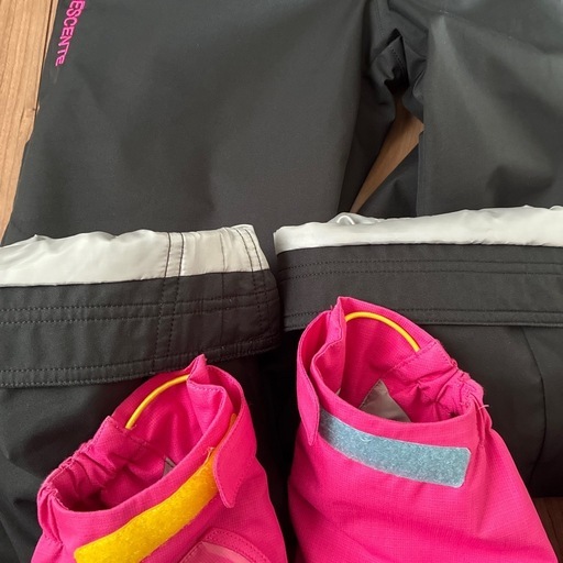 《美品》スノー（スキー）ウェア　上下セット　DESCENTE 　ジュニア サイズ