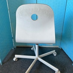 年末12/20処分セール　Ⓜ️商品　【土日対応】　中古品　デスクチェア　傷あり　現状渡しの画像