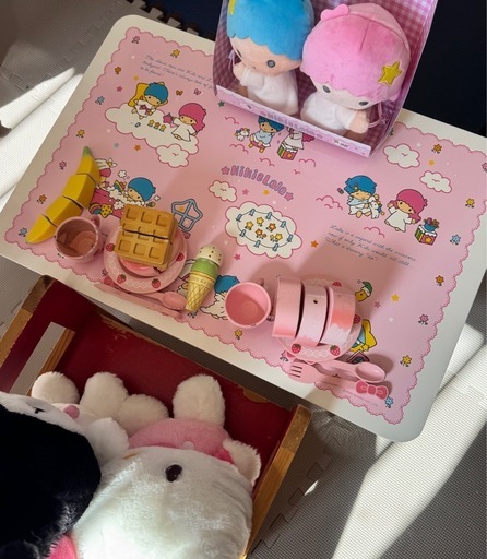 キキララ一番くじ💖テーブル (fumi kaw) てだこ浦西のテーブル《その他