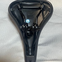 HUMMER ブラックサドルの画像