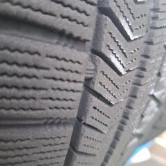 215　60R16　スタッドレスVRXの画像