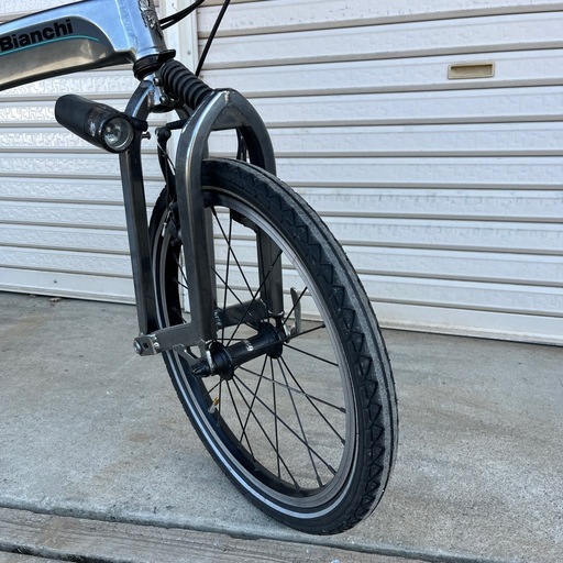 【2万円引き】B i a n c h i（F r e t t a）製折りたたみ自転車