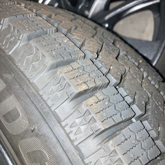 【良品.美品】🉐BSスタッドレスタイヤVRX2ホイル付き165/70/R14の画像