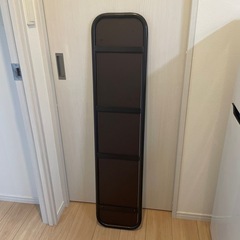 鏡 立てかけの画像