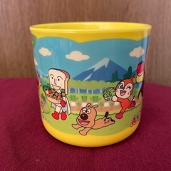 アンパンマン、コップの画像