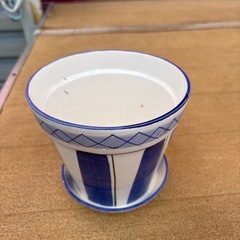 ポルトガル製鉢の画像