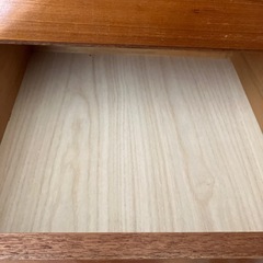 木製収納棚の画像