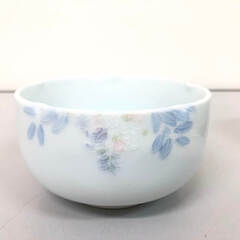 ss8074　小鉢 5客セット 白地 藤の花 淡色 変形小鉢 花の形 ホワイト×ペールトーン 紫雲 陶器 食器 絵付け いっちん 小鉢揃 小皿 和食器 小鉢セット 中古の画像