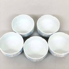 ss8074　小鉢 5客セット 白地 藤の花 淡色 変形小鉢 花の形 ホワイト×ペールトーン 紫雲 陶器 食器 絵付け いっちん 小鉢揃 小皿 和食器 小鉢セット 中古の画像