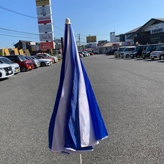 12/7まで表示価格より50%OFF‼️ビーチパラソル　ブルーの画像