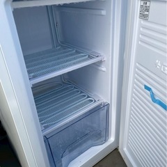 アイリスオーヤマ ノンフロン冷凍庫 IUSD-6B-W（60L／2023年製）の画像