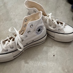 converse スニーカー23.5センチ
の画像