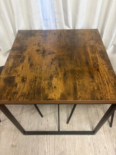 ※値下げしました※2人用のダイニングテーブル