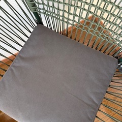 IKEA 緑の椅子の画像