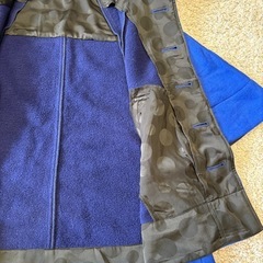 ブルー　新品　子供用コート　100サイズぐらい　の画像