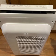 ★シャープ加湿空気清浄機　SHARP KI-HX75★の画像