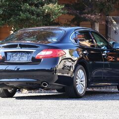 禁煙/ナビTV/ETC/B&Sカメラ/前後ドラレコ/BOSE/USB&Bluetooth接続/DVD再生/プラズマクラスタ-/インテリキー-/電動&冷暖本革シ-ト/オットマン/後席プライベ-トシアタ-/純正18AW/HID/フォグ/オ-トライト/サンル-フ/プライバシ-ガラス/追従型クルコン/衝突軽減/1年保証&車検2年整備付き三菱ディグニティハイブリッド♪ ☆遠方納車/オ-トロ-ン/買取査定OK☆の画像