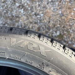 225/50R17   VRX スタッドレスの画像