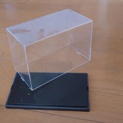 小物用ショーケースの画像