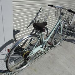 E712★限定特価★ 中古自転車 【27インチ　軽快車グリーン　6段　LEDオートライト 】の画像