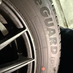 ※値下げ【取りに来れる方限定】16インチ　フォレスター　スタッドレスの画像