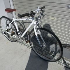 E716　★　19800円★整備済み スポーツ中古自転車 アサヒ　ウィークエンドバイク　ホワイト　470ｍｍ【クロスバイク】(*^▽^*)の画像