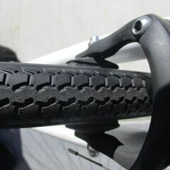 E717　★　19800円★整備済み スポーツ中古自転車 BS　アルミクロスバイク　ホワイト【クロスバイク】の画像