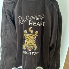 ベロア生地のスカジャンの画像