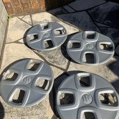 スズキ　HA36S アルト　純正ホイールキャップ