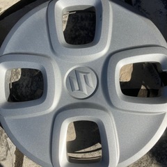 スズキ　HA36S アルト　純正ホイールキャップの画像