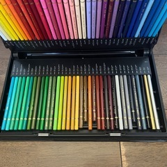 uni 色鉛筆７２色セット
の画像