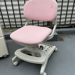 ニトリの勉強机　子供用
の画像