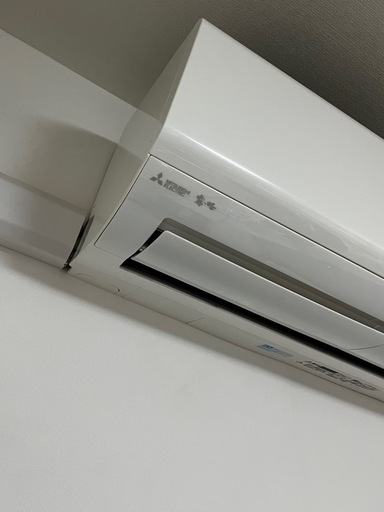 ほぼ未使用✨️エアコン 霧ヶ峰 Rシリーズ ピュアホワイト MSZ-R2220-W [おもに6畳用 /100V] 