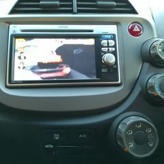 ﾎﾝﾀﾞ ﾌｨｯﾄ 1.3G 10thｱﾆﾊﾞｰｻﾘｰ【走行距離少ない】の画像