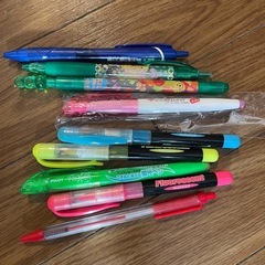 筆記用具   鉛筆 シャープペンシル ボールペン 蛍光ペンの画像