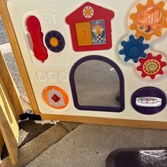 日本育児　木のキッズパーテーション　セーフティーパネル1枚欠品　落書き後ありの画像