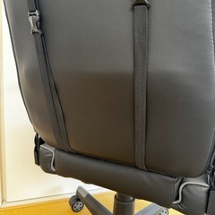 GTRACINGゲーミングチェア　オフィスチェア　GLAYの画像