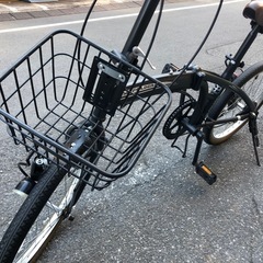 チェーン、泥除け明日届きます 20インチ6速 折りたたみ自転車の画像