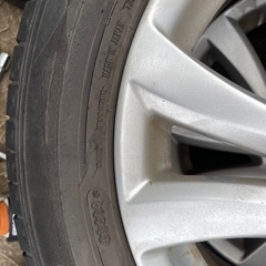 タイヤ
の画像
