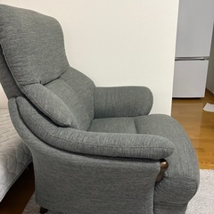 【美品】ニトリ　グレー　1人用布張りソファ　パーソナルチェア　ハイバックソファ　の画像