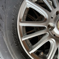 ブリヂストン　スタッドレス　ホイール付きの画像