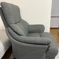 【美品】ニトリ　グレー　1人用布張りソファ　パーソナルチェア　ハイバックソファ　の画像