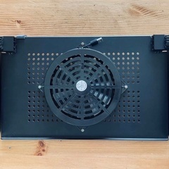 在宅ワークに！　折りたたみPCスタンドの画像