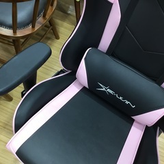 E-WIN ゲーミングチェアをご紹介します‼︎ トレジャーファクトリーつくば店の画像