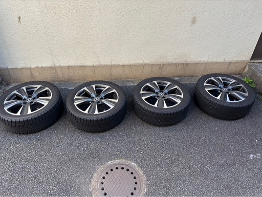 レクサスUXバージョンL純正アルミホイールスタッドレスタイヤセット