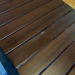 折り畳みテーブルの画像