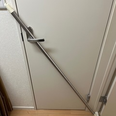 【取引中】【無料】物干し竿＋ストッパーの画像